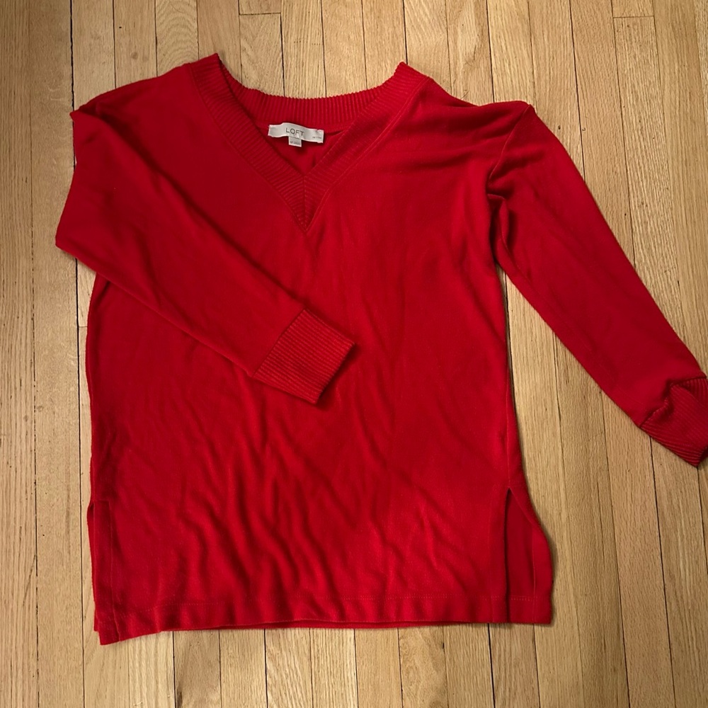 NWOT Ann Taylor loft red v-neck sweater